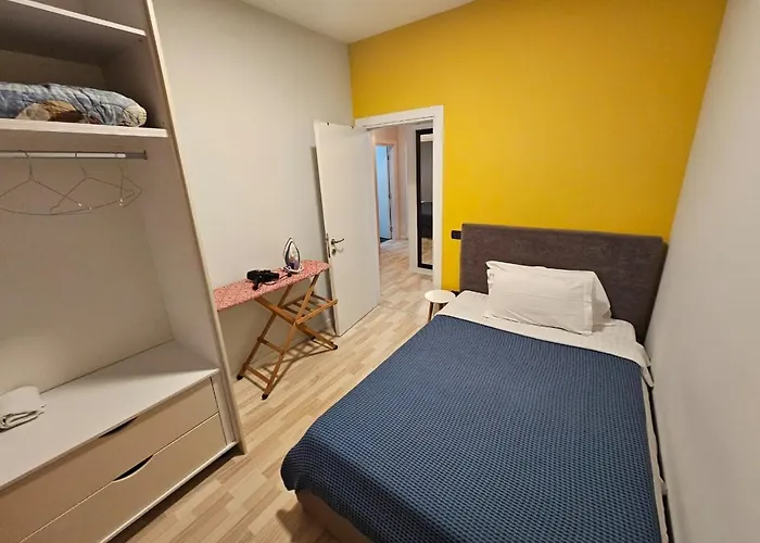 Lägenhet My Rr Kajo Karafili *