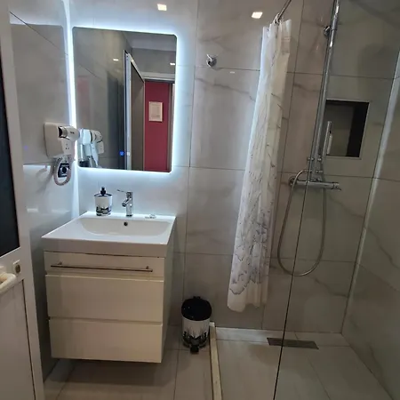 Appartement My Apartments Rooms For Rent Tirana