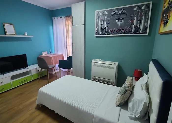 My Rr Kajo Karafili ティラナ